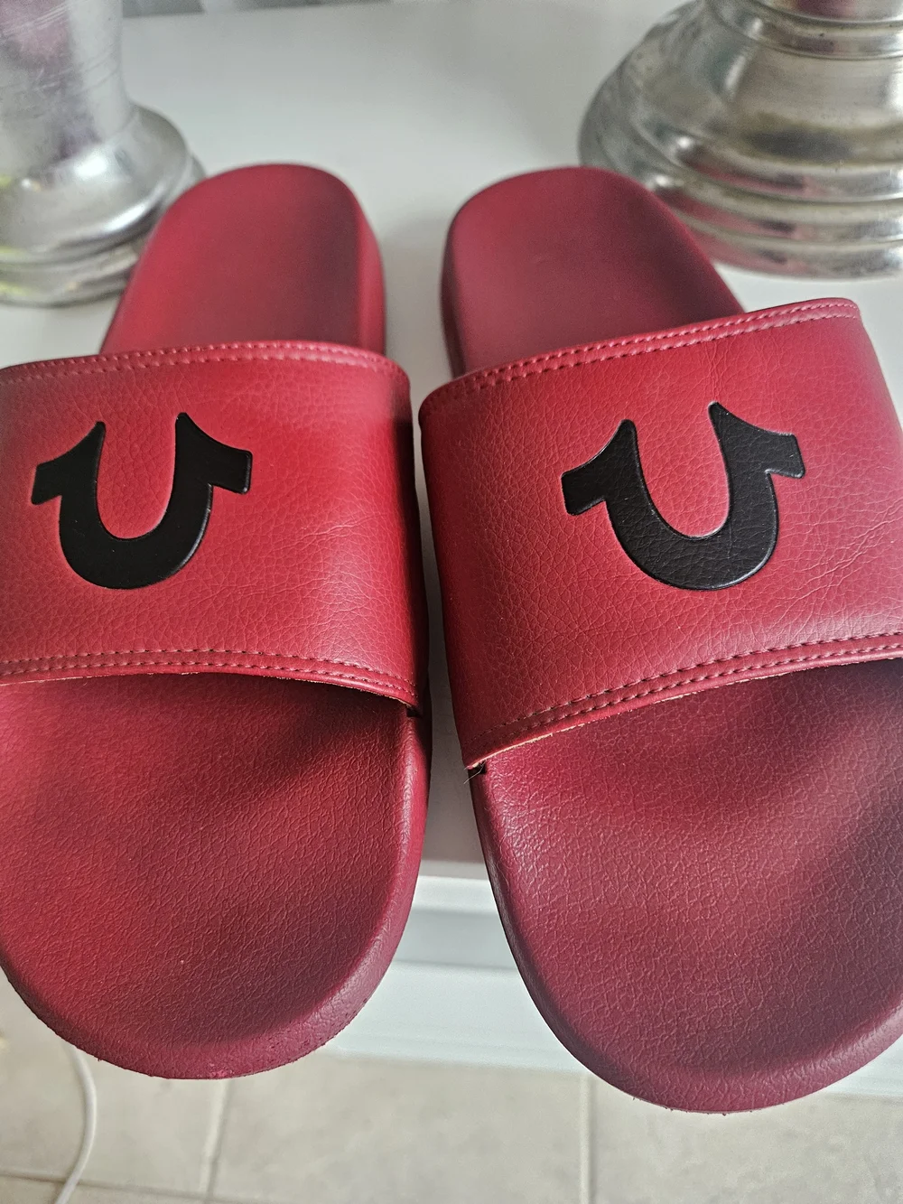 True Religion MenRed Logo Slide Sandals